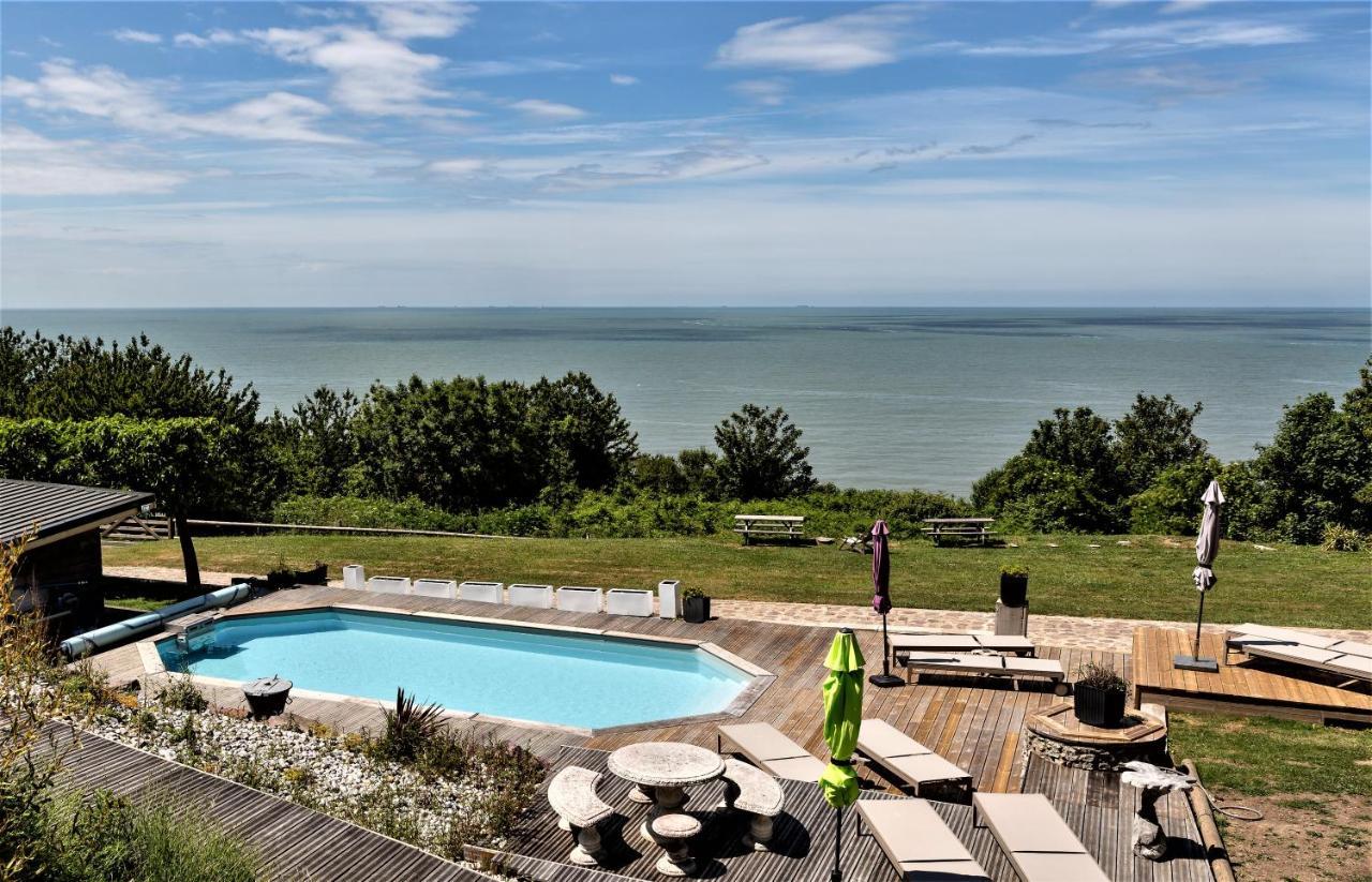 Domaine Du Grand Bec Bed & Breakfast Villerville Bagian luar foto